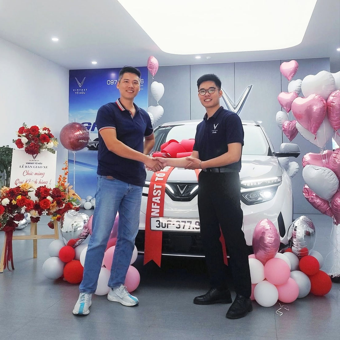 Hình ảnh bàn giao xe 3